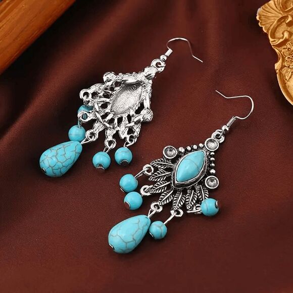 Western Boho Turquoise Dangle Earrings - Picture 3 of 5